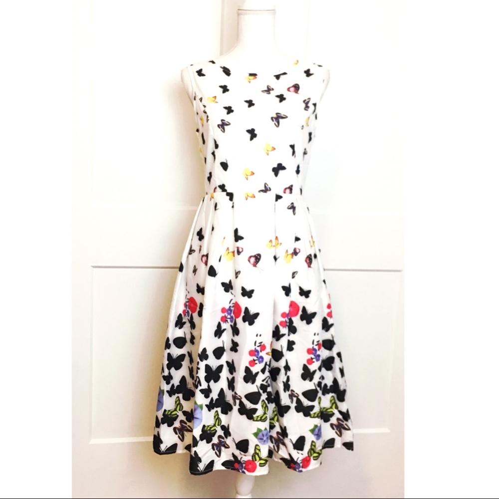 ⛔️LAST CALL!!⛔️NWOT | Flowy butterfly 🦋 dress 👗